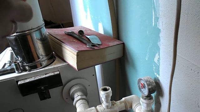 Нет циркуляции.Завоздушивание системы отопления . Лемакс 16 квт. Воздухоотоводчик автоматический. смотреть онлайн