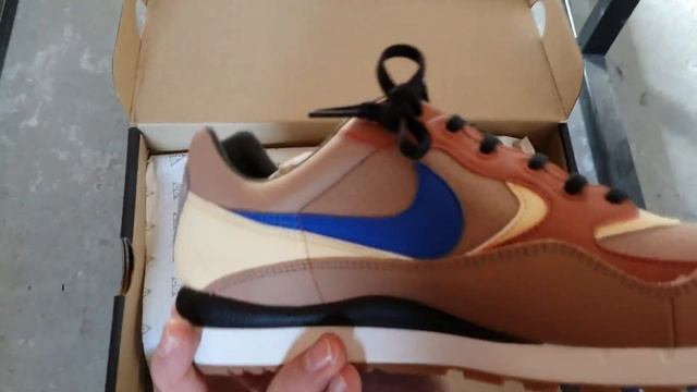 NIKE Air Wildwood ACG Ao3116 200 смотреть онлайн