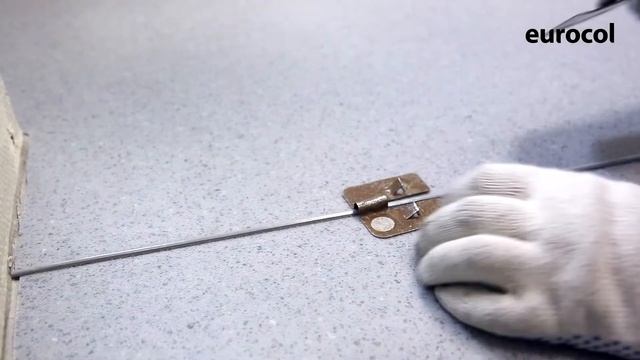 Укладка коммерческого линолеума. Сварка швов. смотреть онлайн