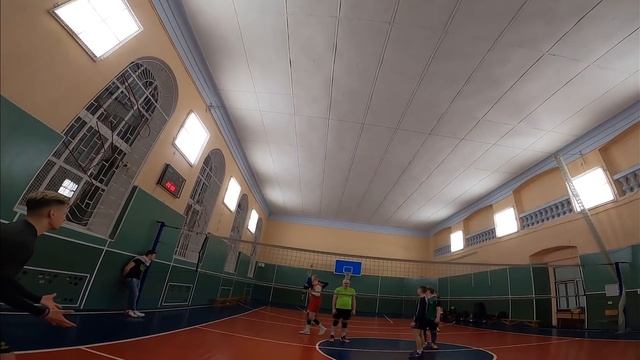 Волейбол от первого лица Александра | VOLLEYBALL FIRST PERSON | BEST MOMENTS | 53 episode смотреть онлайн