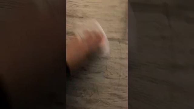 Cleaning Crayola Crayon Stain from Laminate Flooring (WD-40) смотреть онлайн