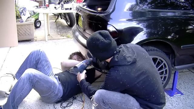 Mighty Car Mods - How To Paint Your Rocker Cover смотреть онлайн