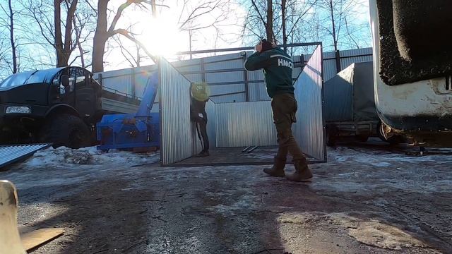 ПРОНЕСЛИ ГАРАЖ 100м|РЕЙС В МОСКВУ|ГАРАЖ-ПЕНАЛ смотреть онлайн