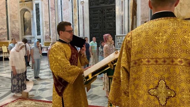 Евангелие в неделю всех Святых Земли Русския смотреть онлайн