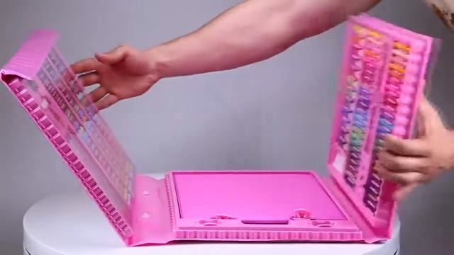 Набор для рисования 176 предметов с мольбертом смотреть онлайн