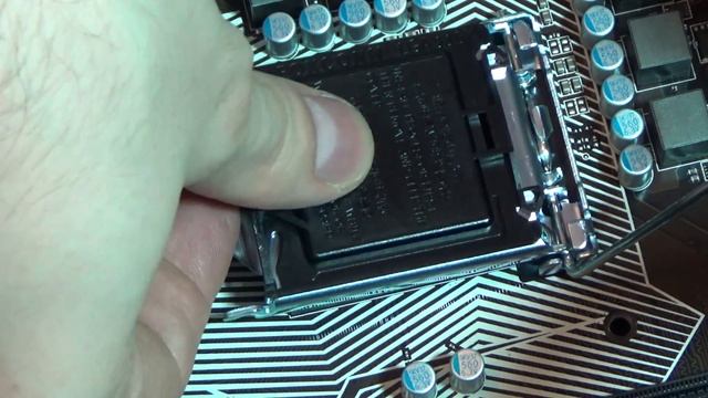 Intel® Core™ i5-6600 Unboxing & Installation смотреть онлайн