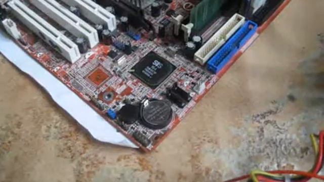 Не удачные видео 1: Первое включения материнской платы смотреть онлайн