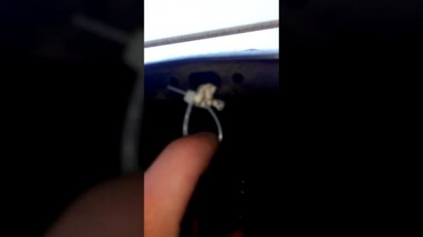 замок багажника рено логан