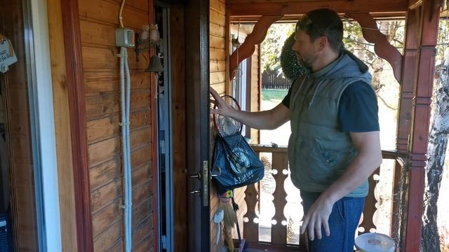 Провисла и просела входная дверь, плохо закрываются замки. Как устранить перекос двери смотреть онлайн