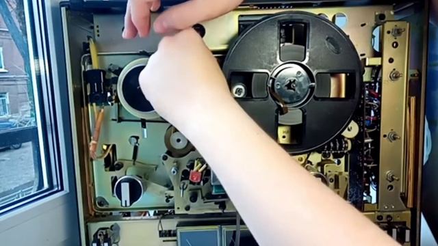 Ремонт катушечного магнитофона Сатурн 202с-2. Ремонт коллекции №1. смотреть онлайн