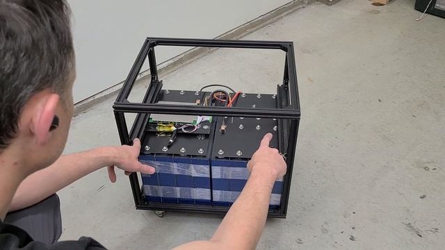 A Mobile, High-Power 48V, 12kW LifePo4 Battery With 3000W Inverter