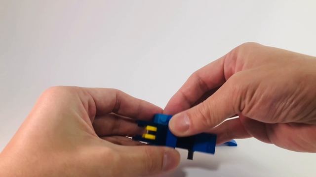 Lego Classic 10696 assembling to a motorcycle #186