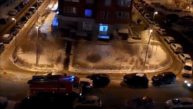 Не пропускает пожарную машину смотреть онлайн