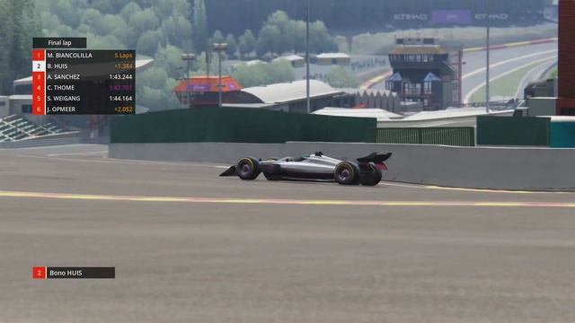 LIVE: Aramco Cognizant Aston Martin V Mercedes AMG-Petronas Esports