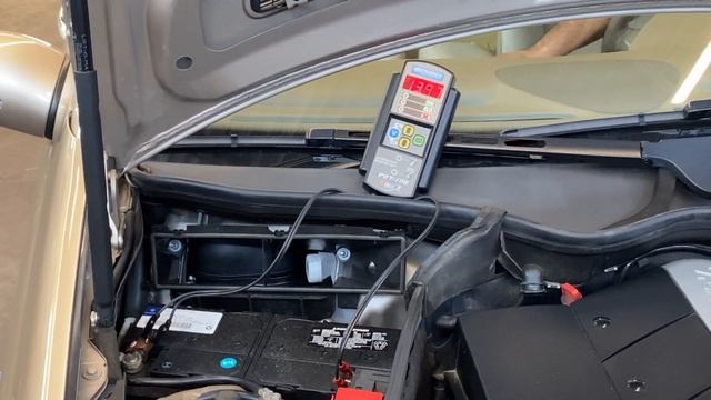 05 Benz C240 AC Blows warm after a short drive diagnosis and repair смотреть онлайн