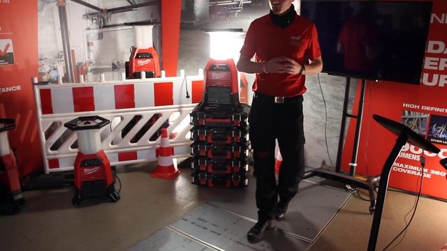 Новый аккумуляторный прожектор Milwaukee M18. Конференция-2020, Монте-Карло, 3-4 февраля смотреть онлайн
