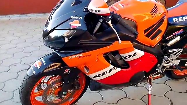 Honda CBR 600 FS Repsol 2002 смотреть онлайн