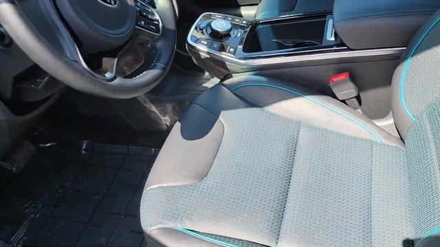 2019 Kia Niro EV EX Premium - #26449F смотреть онлайн