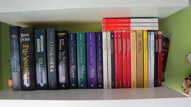 BOOKSHELF TOUR 2020 #9: Classici, Storici, Fantasy... Ultimi Quattro Scaffali 📚