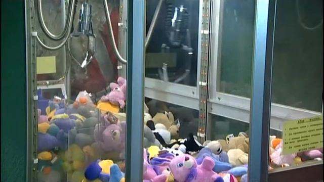 6 кадров. Как дед мороз выбирает подарки смотреть онлайн