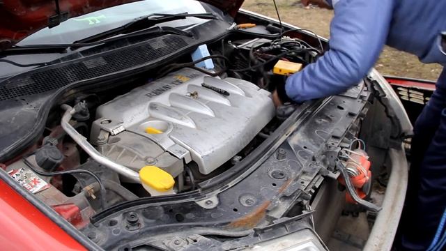 ? Renault Megane 2 F2 Установка противотуманных фар. Часть 2/2. Installing the fog lights смотреть онлайн