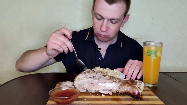 АСМР БОЛЬШАЯ ИНДЮШИНАЯ НОГА ИТИНГ МУКБАНГ смотреть онлайн