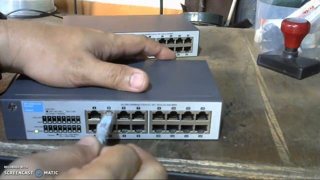 Switch hub Unmanage HP 1410 16 Port Gigabit смотреть онлайн