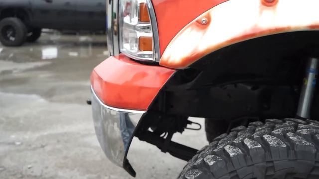 Spotlight - 2000 Ford F-250 Super Duty on Fuel Throttle 20x12's and Toyo 38's смотреть онлайн