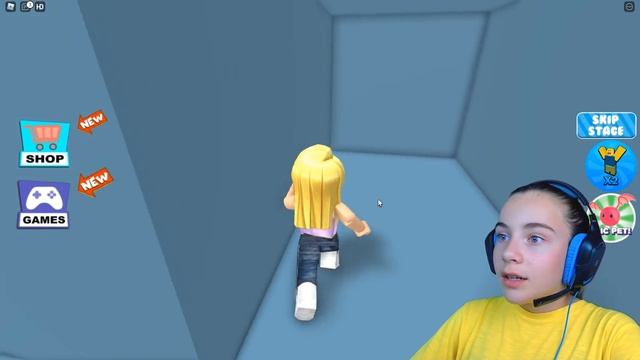 ПОБЕГ ОТ СПАНЧ БОБА в ROBLOX! смотреть онлайн