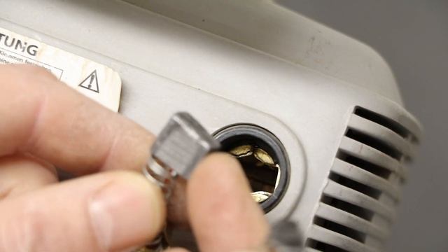 Motor Kohlebürsten tauschen - Einfache Reparatur von Maschinen смотреть онлайн