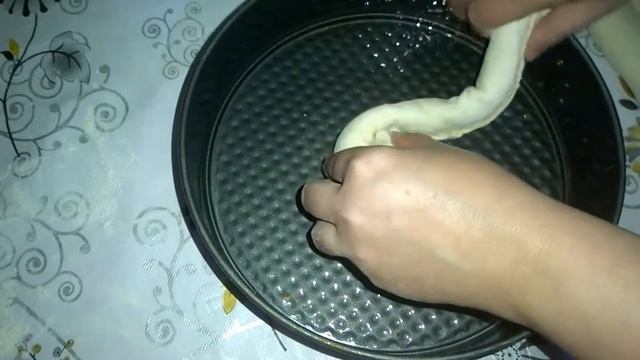 Пирог "Улитка" с колбасой и сыром. смотреть онлайн