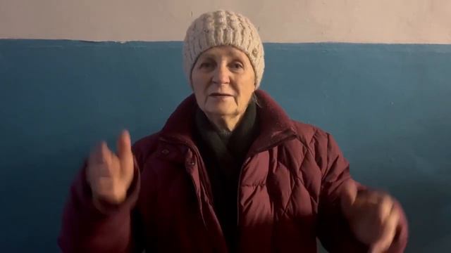 Жительница Соледара обратилась к своим детям, которые ничего не знают о судьбе родителей. смотреть онлайн