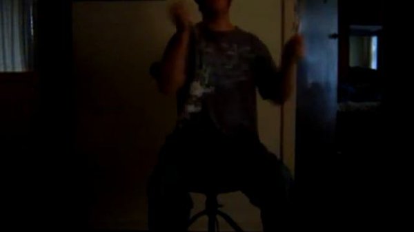 air drumming 99 red balloons