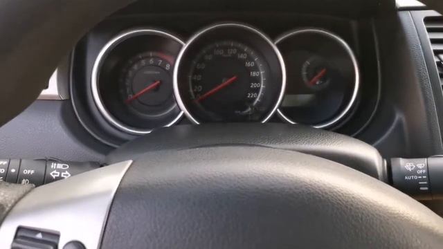 Хочу купить Nissan Tiida 2012 в максималке. смотреть онлайн