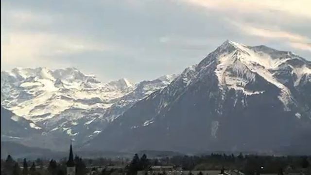 2013-4-15, Webcam BernerOberland смотреть онлайн