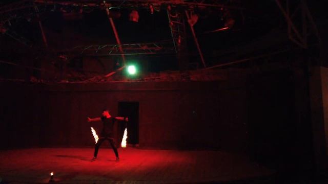 Dinner in El Faraana Reef Resort Hotel. Evening walk-through hotel. Night show entertainment progra смотреть онлайн