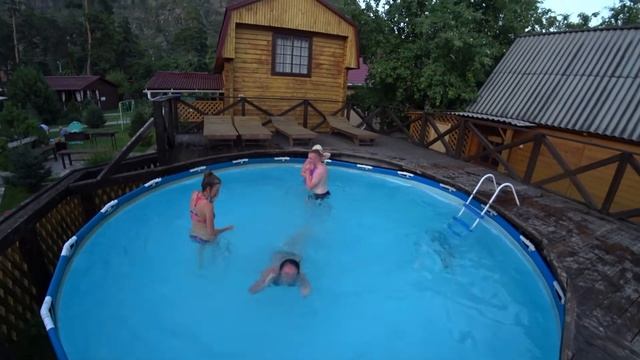 Устроили себе банный день | Усадьба Фефеловых | Чемал | Горный Алтай | 28 смотреть онлайн