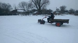 Самый быстрый мотоблок на R14 с цепями против стандартных колес