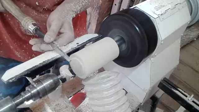 Простой подсвечник. Точение подсвечника под свечу таблетку. Candlestick On A Lathe