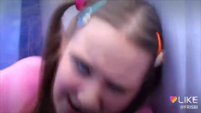 Куда же спряталась аня?? 😂😂😂