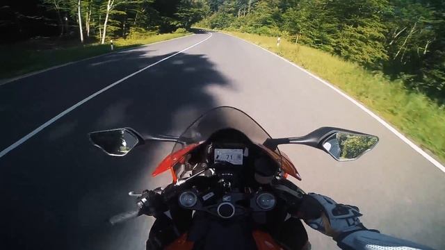 Honda CBR1000RR Fireblade Review │ Was ich an der Fireblade mag!? смотреть онлайн