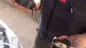 Заміна натяжного ролика ременя генератора Skoda fabia 1.2(roomster, vw polo 1.2).