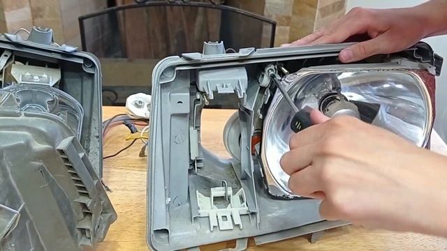 Mercedes 124. А ты можешь восстановить фару??? смотреть онлайн