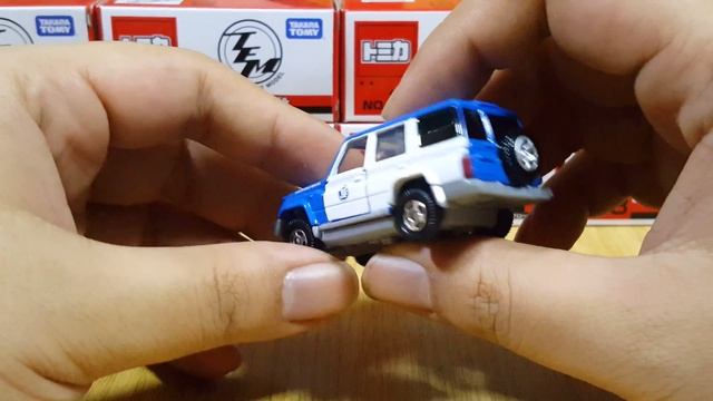 UNBOXING Takara Tomy Tomica Toyota Land Cruiser JAF Road Service Car. Regular #44 смотреть онлайн