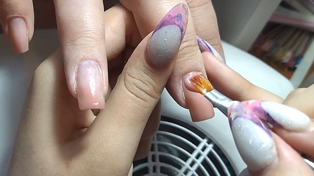 Коррекция НАРАЩИВАНИЯ?/Отслойки?!/Дизайн за 2 МИНУТЫ? #маникюр #ногти #наращиваниеногтей #nails смотреть онлайн