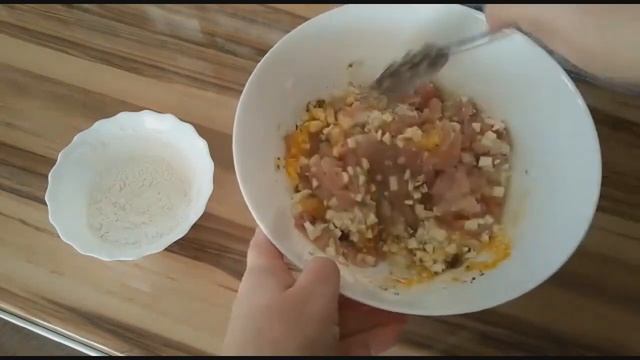 Котлеты, Каких ВЫ еще Не ели! Рубленые Котлеты с Сыром. Рецепт. БЫСТРО И ПРОСТО смотреть онлайн