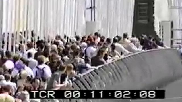 Millennium Bridge смотреть онлайн