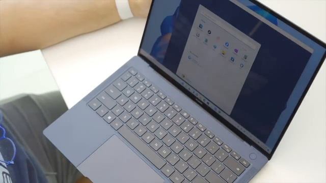 Huawei Matebook X Pro | خوووش لاب توب смотреть онлайн