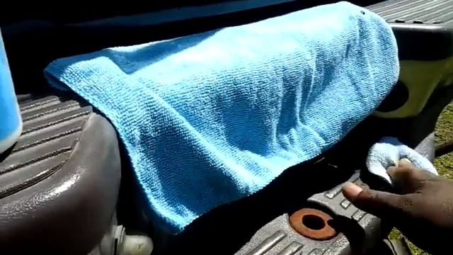 Chemical guys silk shine dressing test on bumper trim смотреть онлайн