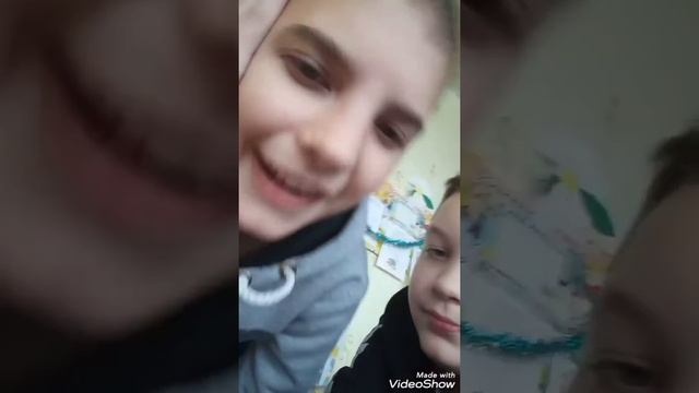 Как проходит урок Физкультуры , мы веселимся смотреть онлайн